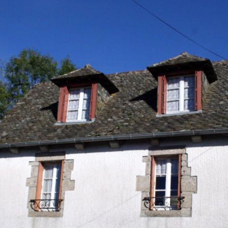 Maison Charmante A Florentin La Capelle Avec Jardin Et Vue Montagne Екстериор снимка