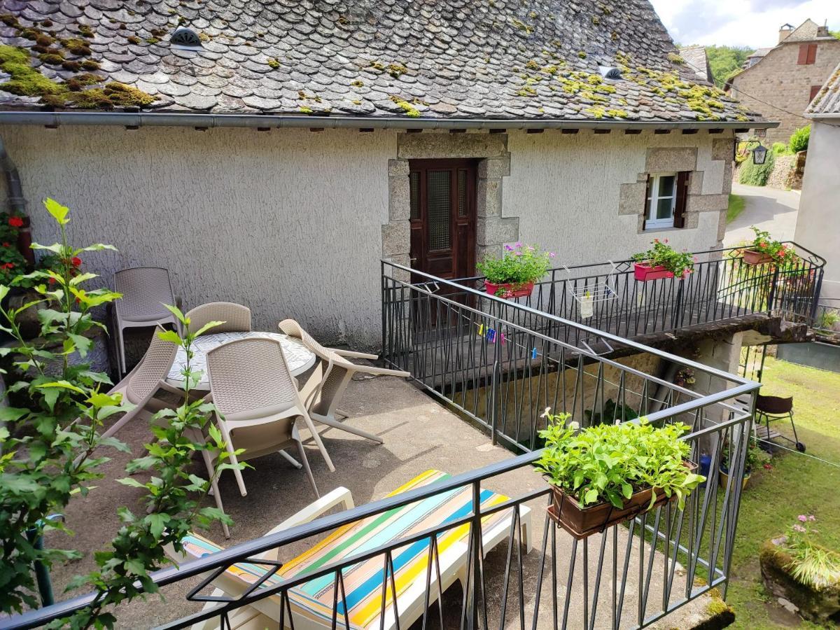 Maison Charmante A Florentin La Capelle Avec Jardin Et Vue Montagne Екстериор снимка
