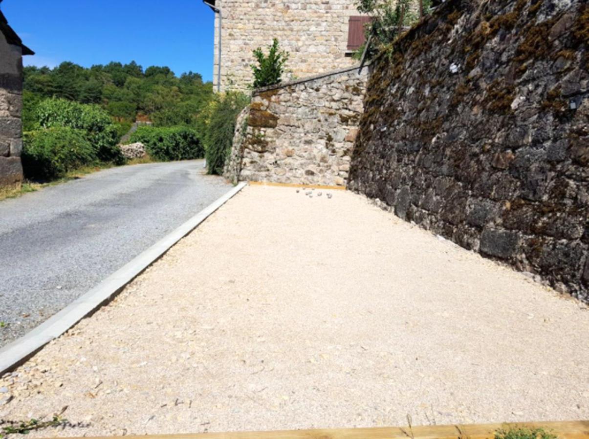 Maison Charmante A Florentin La Capelle Avec Jardin Et Vue Montagne Екстериор снимка